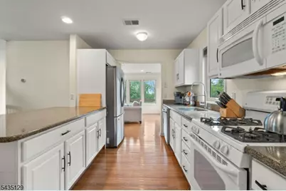 1 Wimbledon Dr #3, Vernon, NJ 07462 - Photo 16