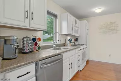1 Wimbledon Dr #3, Vernon, NJ 07462 - Photo 14