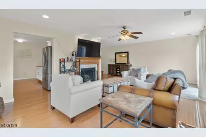 1 Wimbledon Dr #3, Vernon, NJ 07462 - Photo 2