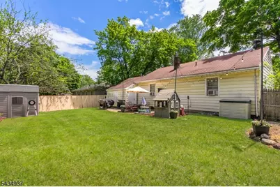 7 West St, Roxbury Township, NJ 07876 - Photo 20