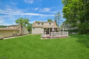 46 Phyllis Rd, West Orange Township, NJ 07052 - Photo 20