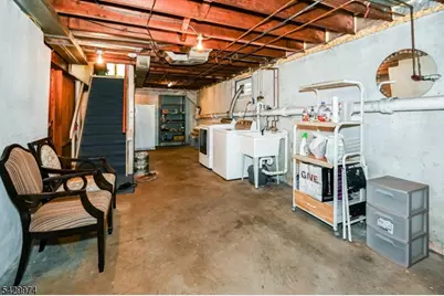 111 Jackson Ave, Wayne, NJ 07470 - Photo 24