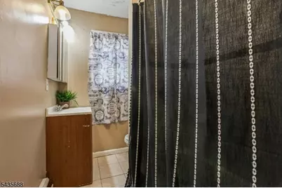268 Halsted St, East Orange, NJ 07018 - Photo 16