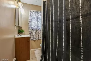 268 Halsted St, East Orange, NJ 07018 - Photo 16