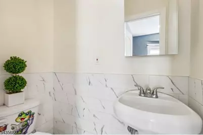 268 Halsted St, East Orange, NJ 07018 - Photo 6