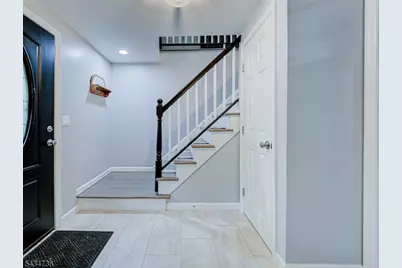 432 Lakeside Ave, Hopatcong, NJ 07821 - Photo 4