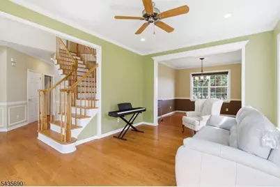 14 Rue Cezanne, Franklin Township, NJ 08873 - Photo 16