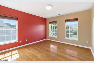 14 Rue Cezanne, Franklin Township, NJ 08873 - Photo 32