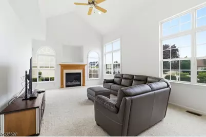 14 Rue Cezanne, Franklin Township, NJ 08873 - Photo 14