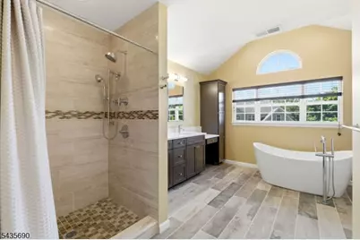 14 Rue Cezanne, Franklin Township, NJ 08873 - Photo 24