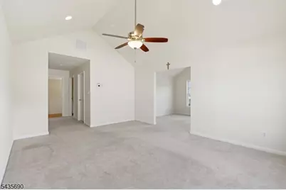 14 Rue Cezanne, Franklin Township, NJ 08873 - Photo 22