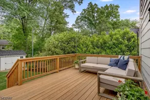 22 Essex Rd, Chatham, NJ 07928 - Photo 4