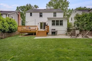 22 Essex Rd, Chatham, NJ 07928 - Photo 6