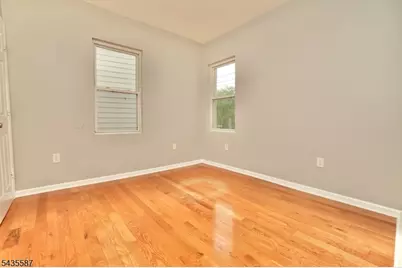 395 S 15th St, Newark, NJ 07103 - Photo 6