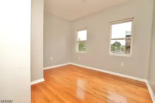 395 S 15th St, Newark, NJ 07103 - Photo 8