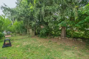 64 Lorraine Terrace, Boonton Town, NJ 07005 - Photo 18