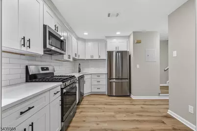 32 Woods Edge Dr, Roxbury Township, NJ 07876 - Photo 6