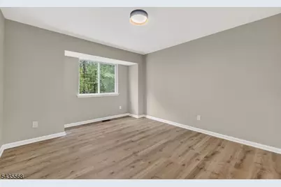 32 Woods Edge Dr, Roxbury Township, NJ 07876 - Photo 16