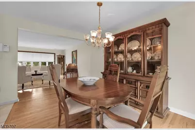 23 Ridge Ct, Cedar Grove, NJ 07009 - Photo 10