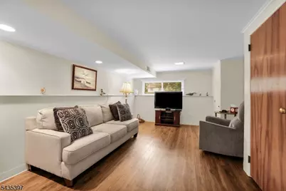 23 Ridge Ct, Cedar Grove, NJ 07009 - Photo 22