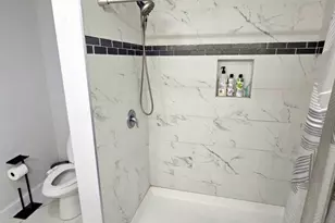 217 Seeley Ave, Keansburg, NJ 07734 - Photo 12
