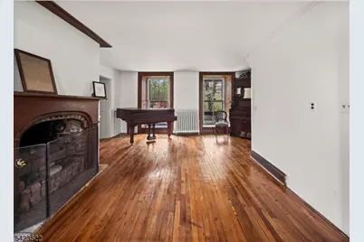 19 E Mill Rd, Washington Township, NJ 07853 - Photo 10