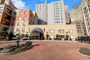 111 Mulberry St, Newark, NJ 07102 - Photo 1