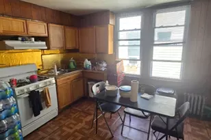 93 Lincoln Pl, Irvington, NJ 07111 - Photo 4
