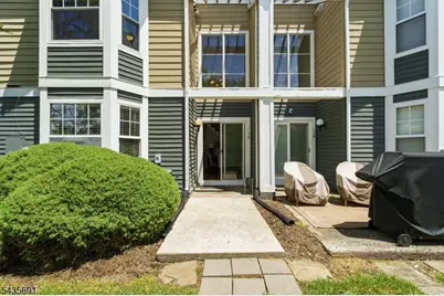 179 Northfield Rd, Bridgewater, NJ 08807 - Photo 32