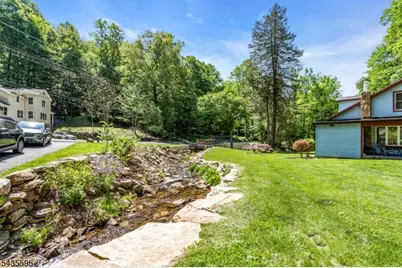 145 Millbrook Rd, Franklin Township, NJ 07882 - Photo 32