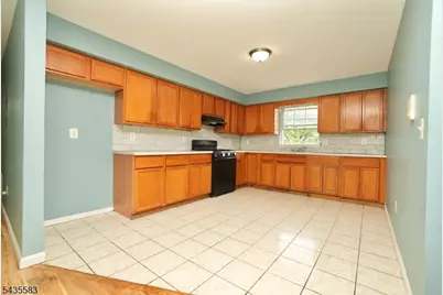 711 S 11th St, Newark, NJ 07103 - Photo 4