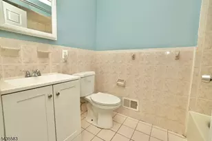711 S 11th St, Newark, NJ 07103 - Photo 14