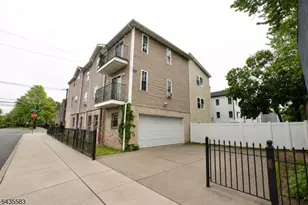 711 S 11th St, Newark, NJ 07103 - Photo 30