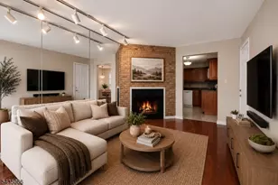 4 Wareham Ct, Scotch Plains Township, NJ 07076 - Photo 6