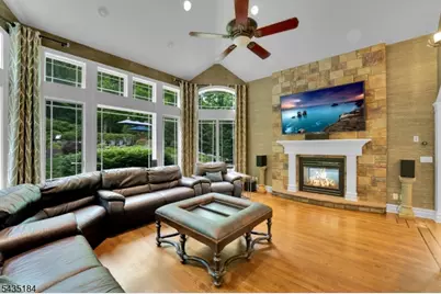 127 Waughaw Rd, Montville Township, NJ 07045 - Photo 8