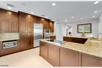 127 Waughaw Rd, Montville Township, NJ 07045 - Photo 12