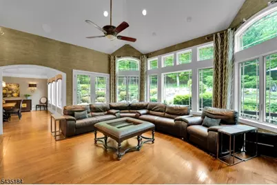 127 Waughaw Rd, Montville Township, NJ 07082 - Photo 8