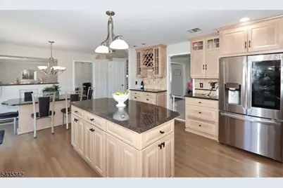 400 Madison Hill Rd, Clark Township, NJ 07066 - Photo 10