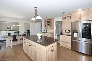 400 Madison Hill Rd, Clark Township, NJ 07066 - Photo 10