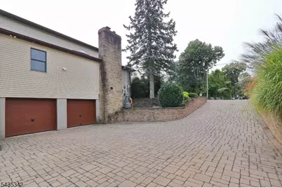 400 Madison Hill Rd, Clark Township, NJ 07066 - Photo 6