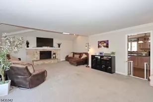 400 Madison Hill Rd, Clark Township, NJ 07066 - Photo 16