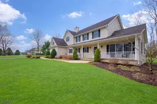 17 Mullen Ln, Lafayette, NJ 07848 - Photo 2