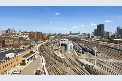 689 Luis Munoz Marin Blvd #1010, Jersey City, NJ 07310 - Photo 36
