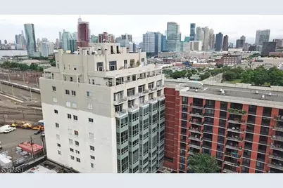 689 Luis Munoz Marin Blvd #1010, Jersey City, NJ 07310 - Photo 38