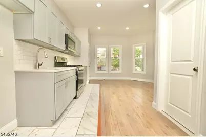 480 Bergen Ave, Jersey City, NJ 07304 - Photo 4