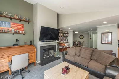 127 Falcon Ridge Way #127, Hamburg, NJ 07419 - Photo 1
