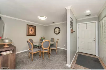 127 Falcon Ridge Way #127, Hamburg, NJ 07419 - Photo 2