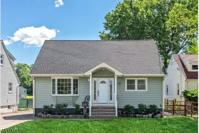20 Riverview Cir, Little Falls Township, NJ 07424 - Photo 2