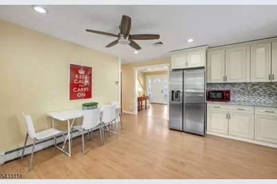 20 Riverview Cir, Little Falls Township, NJ 07424 - Photo 12
