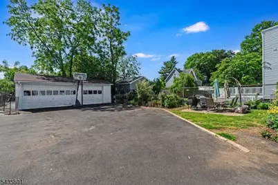 113 Harrison St, Bloomfield, NJ 07003 - Photo 24